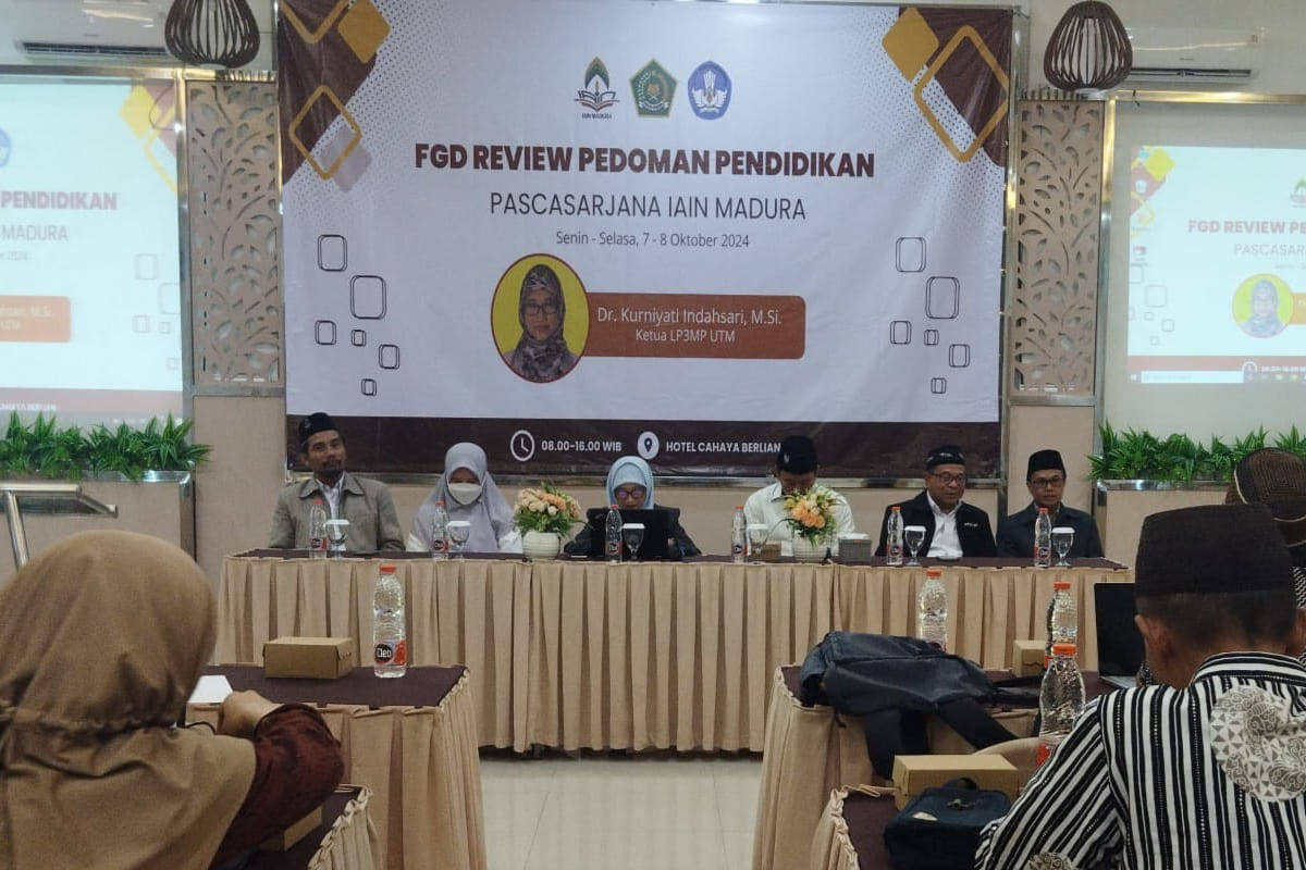 KAPRODI DAN DOSEN HOMEBASE MAGISTER PAI MENGIKUTI KEGIATAN FGD REVIEW PEDOMAN PENDIDIKAN PASCASARJANA IAIN MADURA