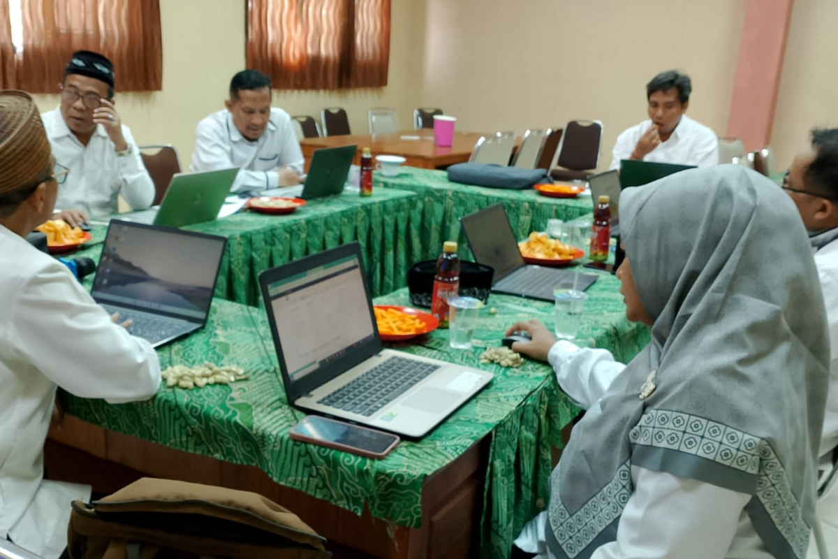 KAPRODI MAGISTER PAI IKUTI RAPAT PIMPINAN PASCASARJANA IAIN MADURA