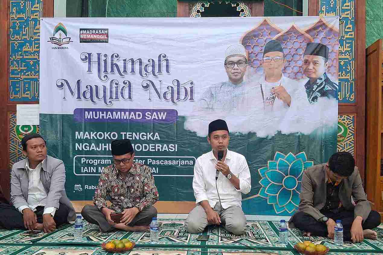 MAHASISWA MAGISTER PAI GELAR HIKMAH MAULID NABI MUHAMMAD SAW DENGAN TEMA “MAKOKO TENGKA, NGAJHUM MODERASI”